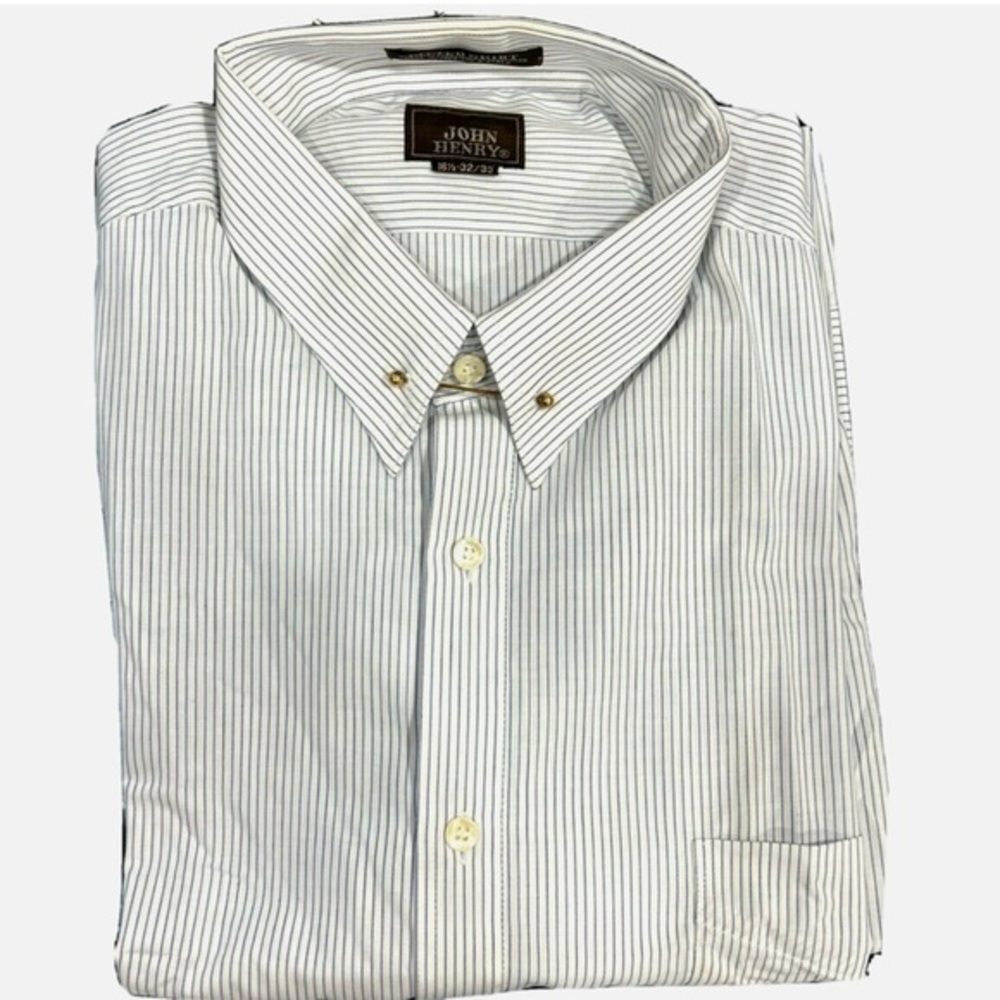 John Henry Mens Shirt Long Sleeve White and Blue Pinstripe Size 16.5-32/33 NWT